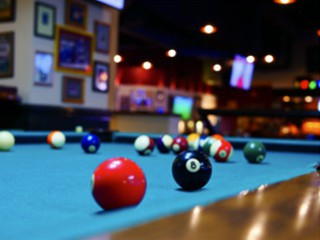 Expert pool table setup in Coos Bay content img2